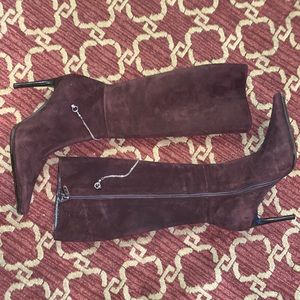 Hellen Marlen suede tall Stiletto zip chain boots
